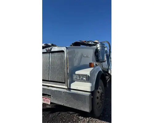 Western Star 4900FA Hood