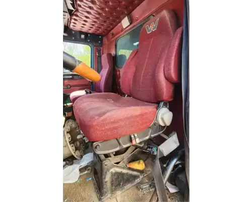 Western Star 4900FA Seat, Front