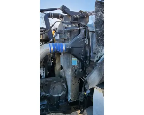 Western Star 4900SA Air Conditioner Condenser