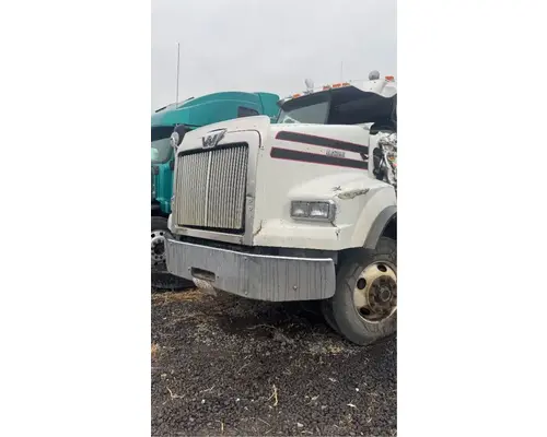 Western Star 4900SA Bumper Assembly, Front
