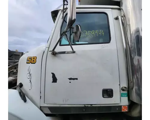 Western Star 4900SA Cab