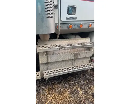 Western Star 4900SA DPF (Diesel Particulate Filter)