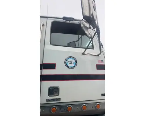 Western Star 4900SA Door Assembly, Front