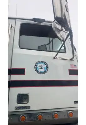 Western Star 4900SA Door Assembly, Front