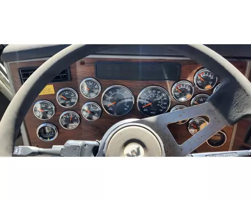 Western Star 4900SA Instrument Cluster