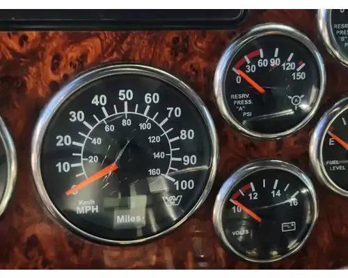 Western Star 4900SA Instrument Cluster