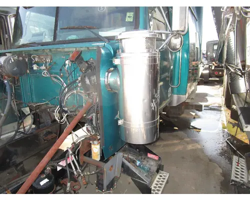 Air Cleaner WESTERN STAR 4900 Tim Jordan's Truck Parts, Inc.
