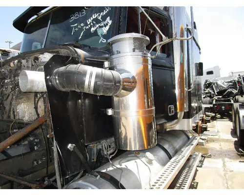 Air Cleaner WESTERN STAR 4900 Tim Jordan's Truck Parts, Inc.