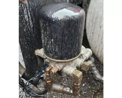 Western Star 4900 Air Drier