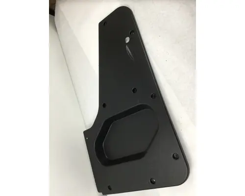 Door Moulding, Front WESTERN STAR 4900 Hagerman Inc.
