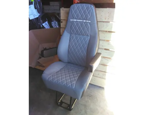 Seat, Front WESTERN STAR 4900 LKQ Evans Heavy Truck Parts