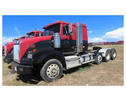 Complete Vehicle WESTERN STAR 4900 LKQ Western Truck Parts