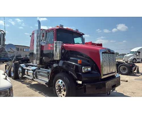 Complete Vehicle WESTERN STAR 4900 LKQ Western Truck Parts
