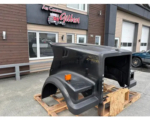 Hood WESTERN STAR 4900FA Les Camions Gilbert