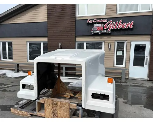Hood WESTERN STAR 4900FA Les Camions Gilbert