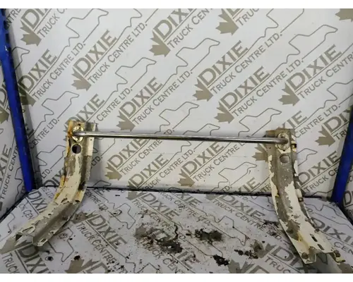 Western Star 4964EX Brackets, Misc.