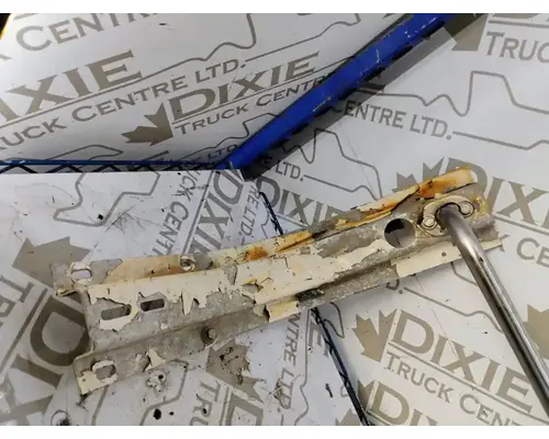 Western Star 4964EX Brackets, Misc.
