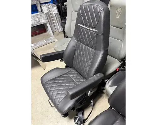 Western Star 49X Seat, Front