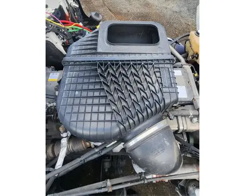 Western Star 5700 Air Cleaner