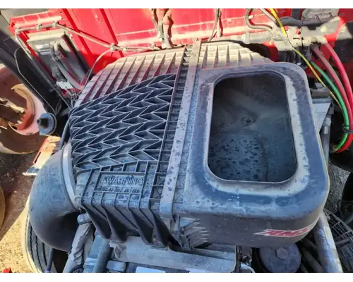 Western Star 5700 Air Cleaner
