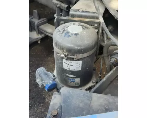 Western Star 5700 Air Drier