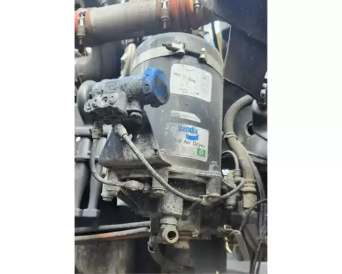 Western Star 5700 Air Drier