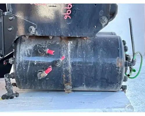 Air Tank Western Star 5700 Complete Recycling Group LLC