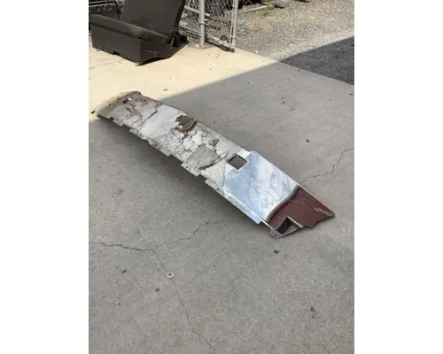 Bumper Filler Panel WESTERN STAR 5700 Hagerman Inc.