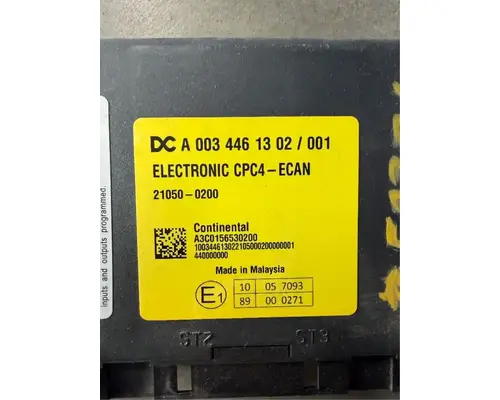 Western Star 5700 Dash  Console Switch