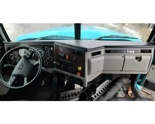 Western Star 5700 Dash Assembly