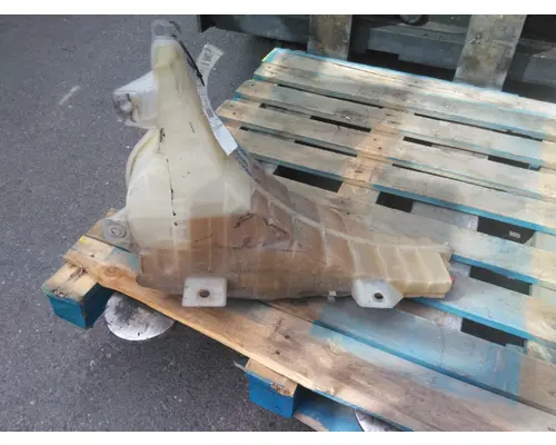 Radiator Overflow Bottle WESTERN STAR 5700 LKQ KC Truck Parts - Inland Empire