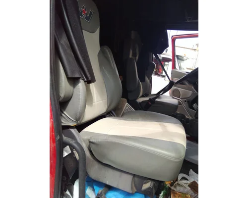 Seat, Front WESTERN STAR 5700 LKQ Thompson Motors - Wykoff