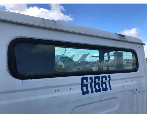 Back Glass WHITE VOLVO WAH Vander Haags Inc Cb