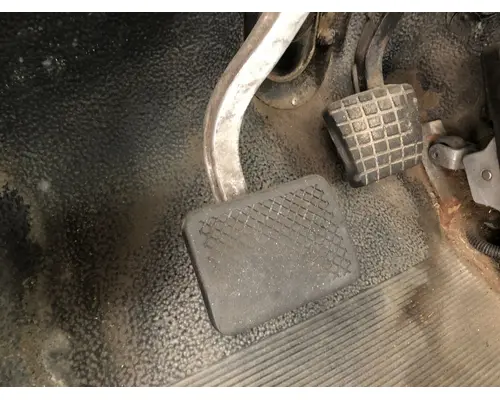 Body Parts, Misc. WHITE VOLVO WAH Vander Haags Inc Cb