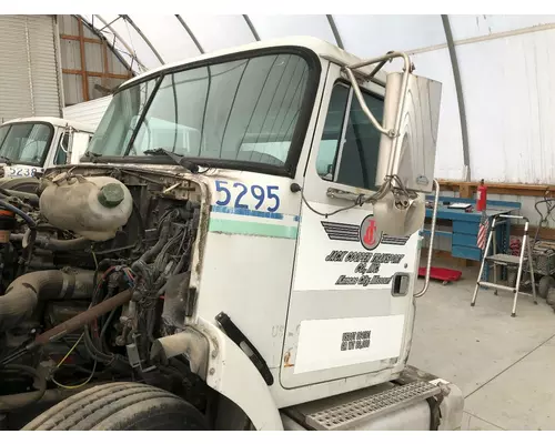 Cab WHITE VOLVO WAH Vander Haags Inc Cb