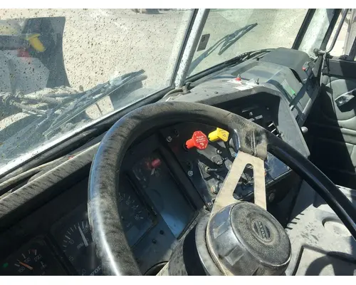 Dash Assembly WHITE VOLVO WAH Vander Haags Inc Cb