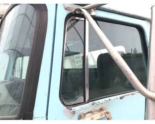 Door Vent Glass, Front WHITE VOLVO WAH Vander Haags Inc Cb