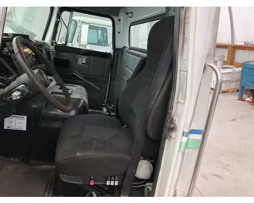 Seat, Front WHITE VOLVO WAH Vander Haags Inc Cb