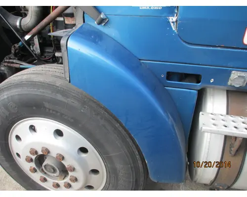 Fender Extension WHITE/VOLVO WIA LKQ Heavy Truck - Goodys