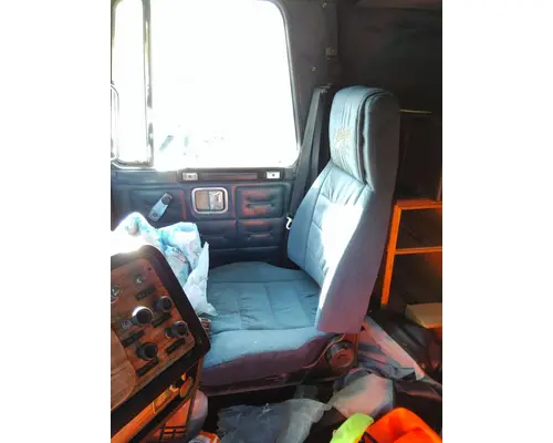 Seat, Front WHITE/GMC WIA LKQ Heavy Truck Maryland