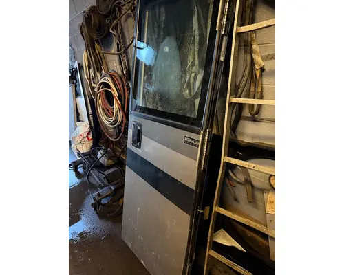 Workhorse Custom Chassis R20 Door Assembly, Front