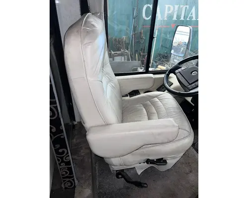 Workhorse Custom Chassis R20 Seat, Front