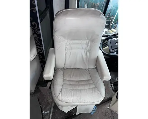 Seat, Front Workhorse Custom Chassis R20 Dixie Truck Centre