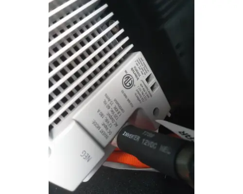 XANTREX FREEDOM HF POWER INVERTER (NON HYBRID)