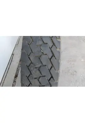 YOKOHAMA 11R22.5 TIRE