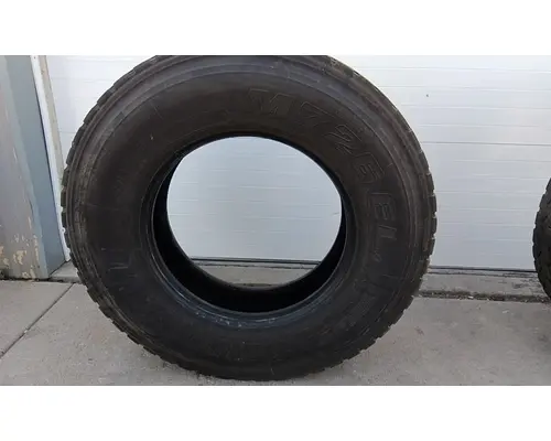 YOKOHAMA 11R22.5 TIRE