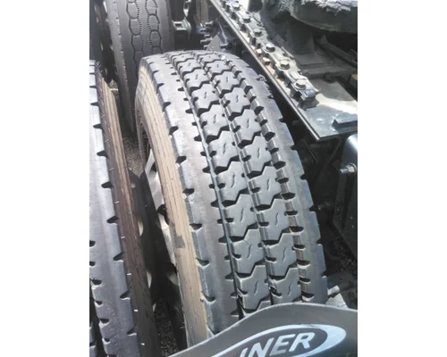 YOKOHAMA 11R22.5 TIRE