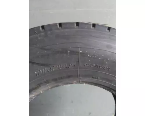 YOKOHAMA 11R22.5 TIRE