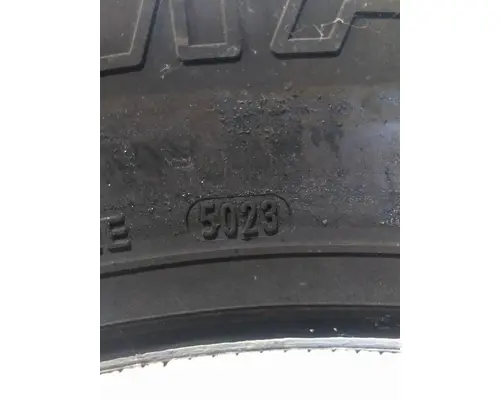 YOKOHAMA 11R22.5 TIRE