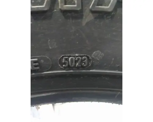 YOKOHAMA 11R22.5 TIRE